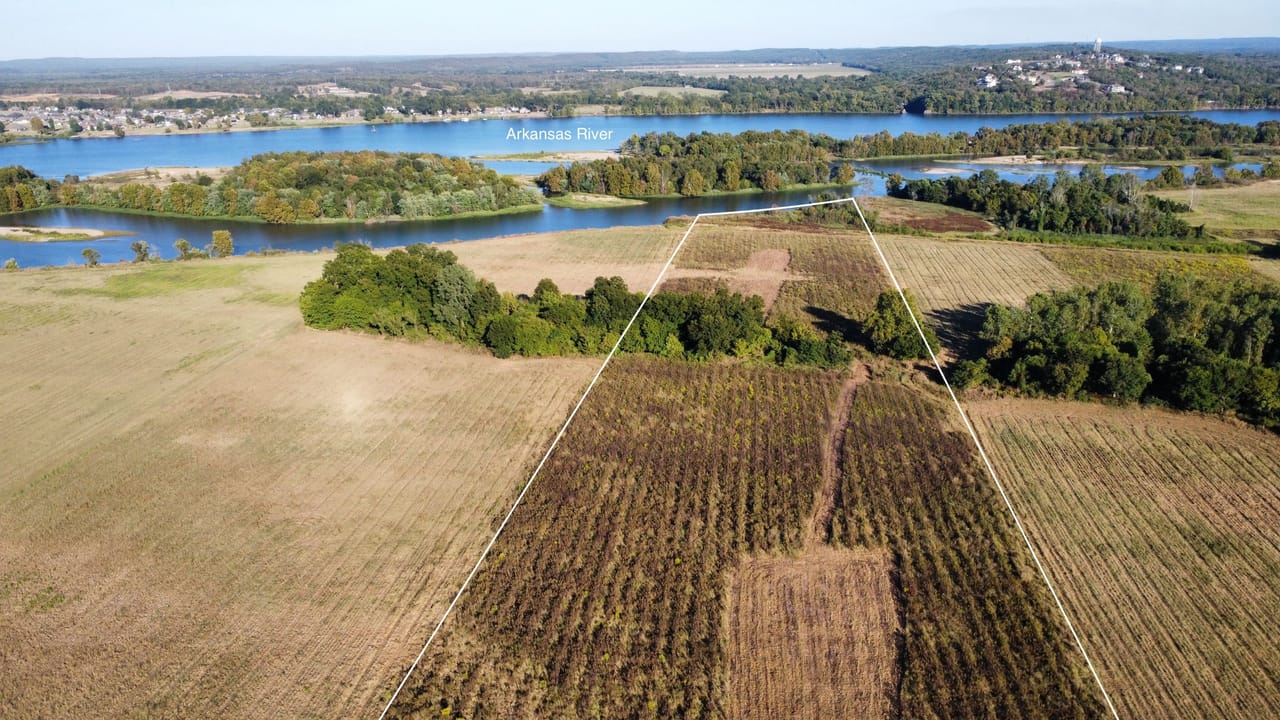 Photo 1 of 50 of land for sale at 84 Acres, Ross Hollow Road, Roland, AR 72135