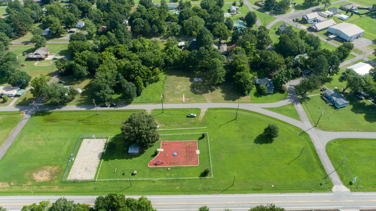 Photo 3 of 29 of land for sale at 512 E Madison Ave, Midland, AR 72945