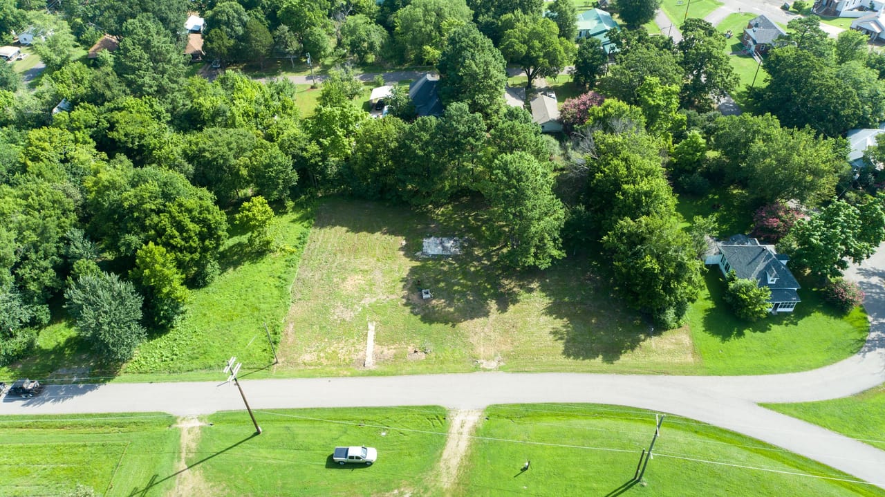 Photo 5 of 29 of land for sale at 512 E Madison Ave, Midland, AR 72945