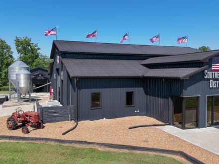 48.74± Acre Turn-Key Distillery & Working Cattle Farm | Lincoln County, Tennessee