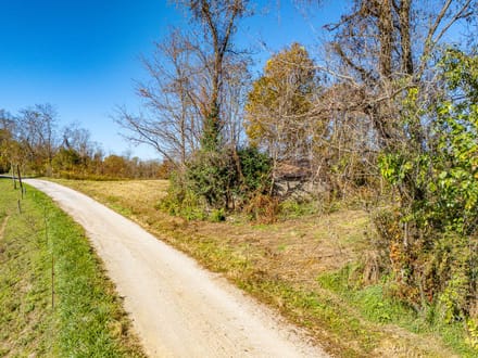Thomas Road - 62 acres