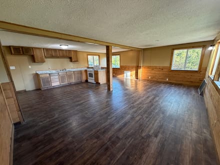 2 Bed Home on 5± AC in Doniphan, MO