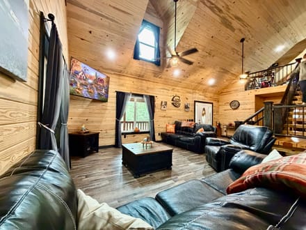 Custom-Built Haven on 20±  AC of Marketable Timber