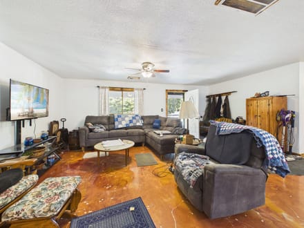 3 Bed/2 Bath Home on 8 Acres Near Rockville, IN