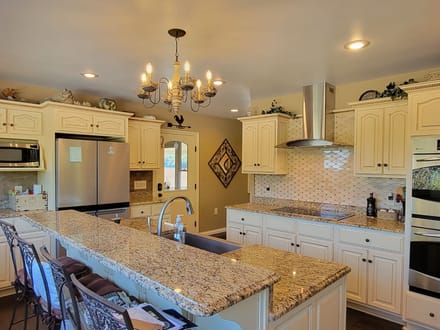 Hilltop Country Home on 3.14 Acres in Daviess County IN 