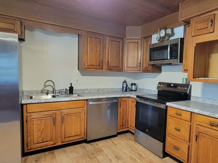 Log Cabin on 3.41 Acres in Scott County IN 