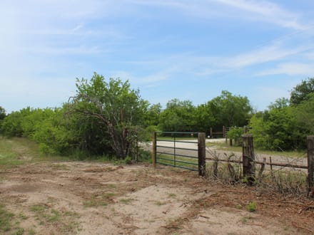 Make Your Country Living Plans a Reality near Charco!