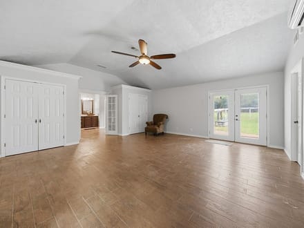 1052 Briar Crest Drive