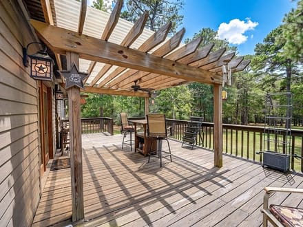 1052 Briar Crest Drive
