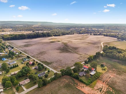 111 acres in Winchester