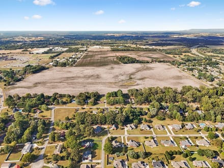 111 acres in Winchester