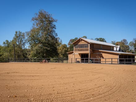 48 Acre Estate on Leipers Creek
