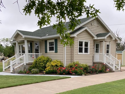 3 bedroom 2 bath Home in St. John, KS 
