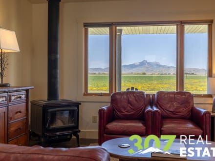 Heart Mountain Views with 42 Acres