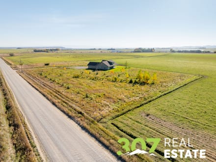 Heart Mountain Views with 42 Acres