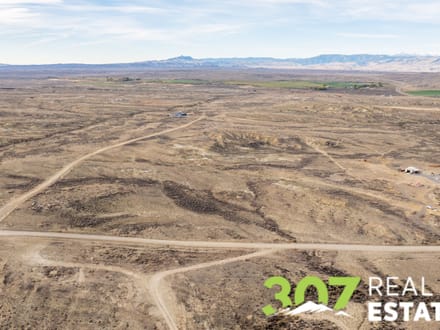 Acreage with Mountain Views and Easy Access