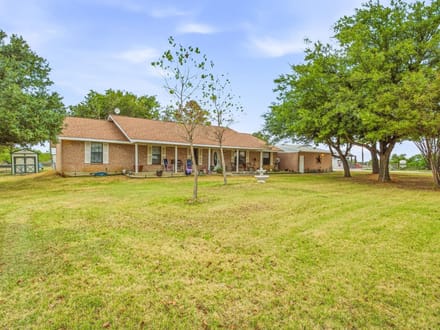4703 Pure Country Ln