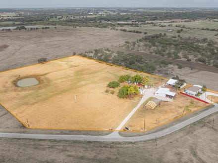 4703 Pure Country Ln