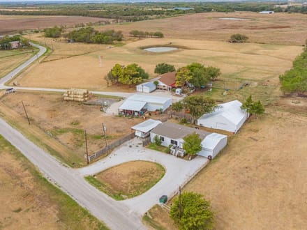 4703 Pure Country Ln