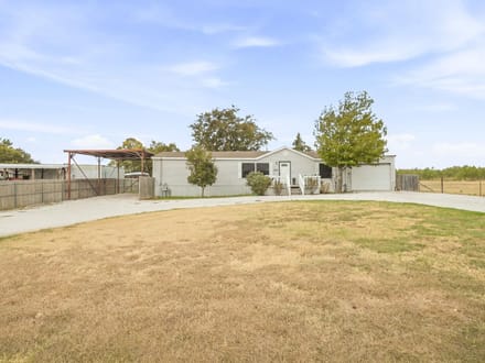 4703 Pure Country Ln