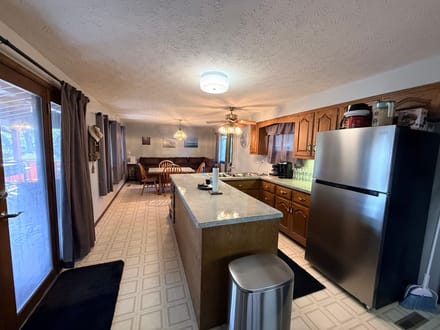 Bull Shoals Lake Life – The Complete Package!