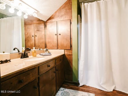 Private Country Retreat on 14+/- Acres in Bogue Chitto, MS