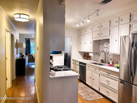 Updated One Level Townhouse with Private Patio in McComb MS