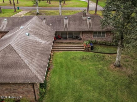 Executive Home for Sale in McComb, MS | 3BR/3.5BA