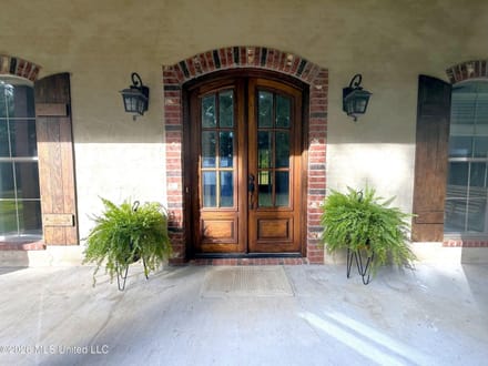 5BR Home for Sale on 3 Acres in North Pike School District