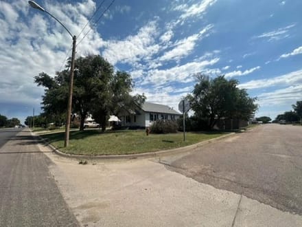 3 Bed, 2 Bath Home For Sale in Dighton, Kansas.