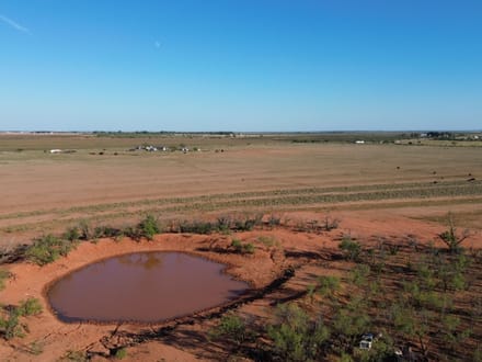 160 +/- Ac & MH 13725 County Rd 455, Jones Co.
