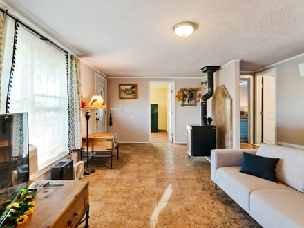 COUNTRY HOME ON 5 ACRES - RED RIVER COUNTY