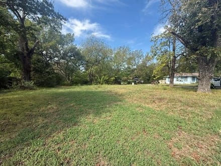 Quarter Acre Building Lot SE Paris