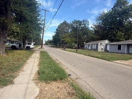 Quarter Acre Building Lot SE Paris