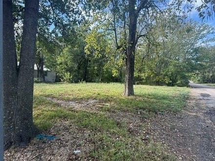 Quarter Acre Building Lot SE Paris