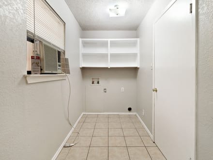 Move-in Ready 3 bedroom UNDER $130k