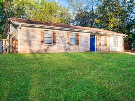 Move-in Ready 3 bedroom UNDER $130k