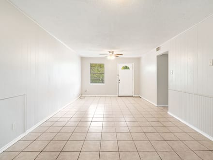 Move-in Ready 3 bedroom UNDER $130k