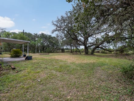 1081 Shirley Oaks 
