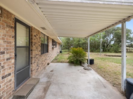 1081 Shirley Oaks 