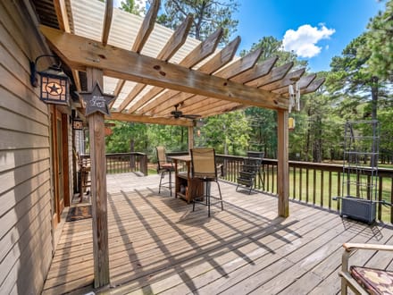1052 Briar Crest Drive