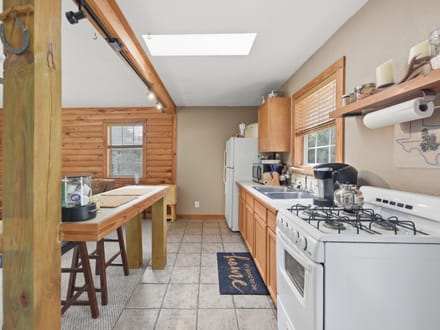 1052 Briar Crest Drive