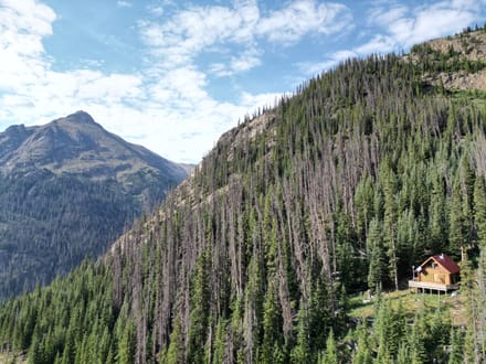 Hike in only cabin in pristine wilderness!