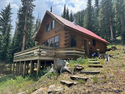 Hike in only cabin in pristine wilderness!