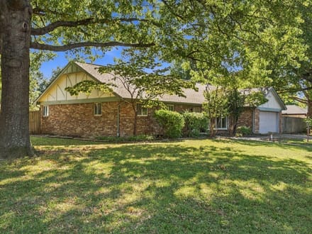 Large corner lot in Tulsa