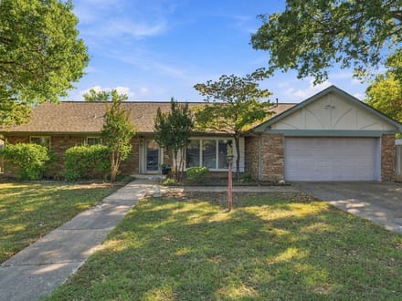 Large corner lot in Tulsa