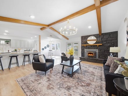 Broken Arrow Updated Home on an Acre