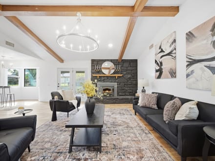 Broken Arrow Updated Home on an Acre