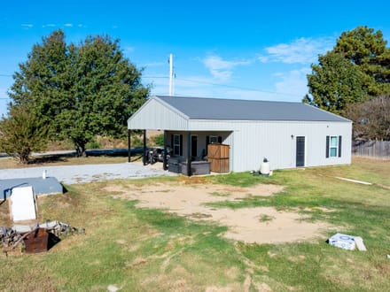 3 Livable Spaces on 1± Acre | Duck Hunting Retreat & Rental Potential Near Village Creek | Tuckerman, AR