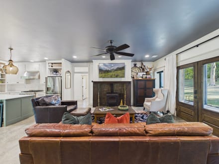 HOME ON 8.11 +/- AC NEAR THE WHITE RIVER | POND, COUNTRY LIVING & EXCEPTIONAL FISHING AND HUNTING | ROSIE, ARKANSAS